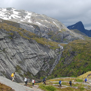 From Å to Munkebu
